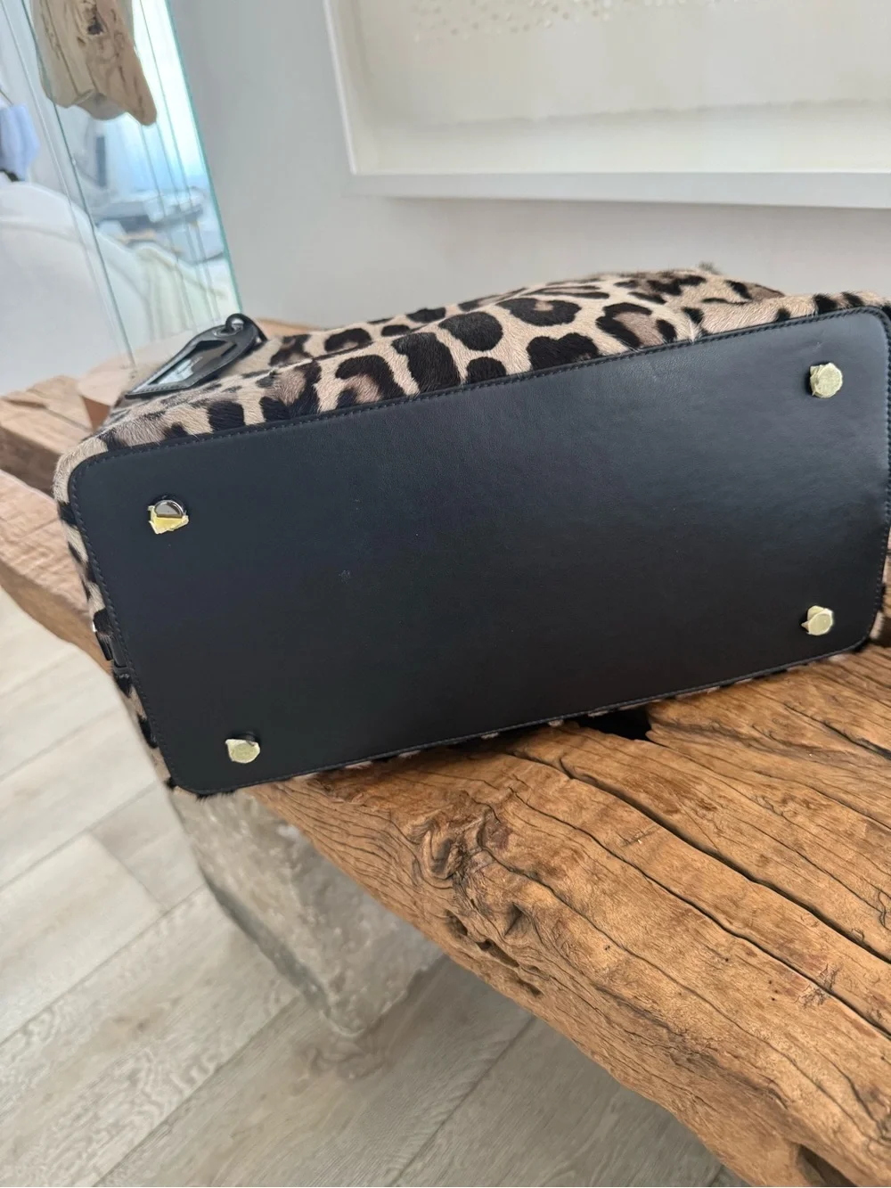 TOM FORD cheetah Print Faux Fur Top-Handle Bag - Black & Cream